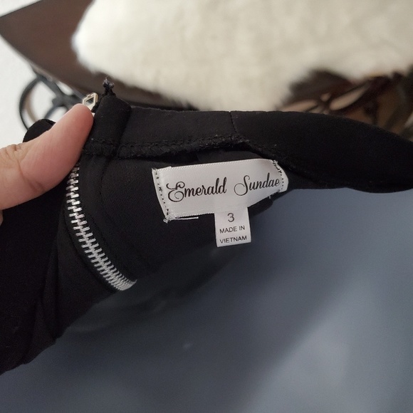 Emerald Sundae Sexy Black Dress đź‘— - Picture 3 of 3